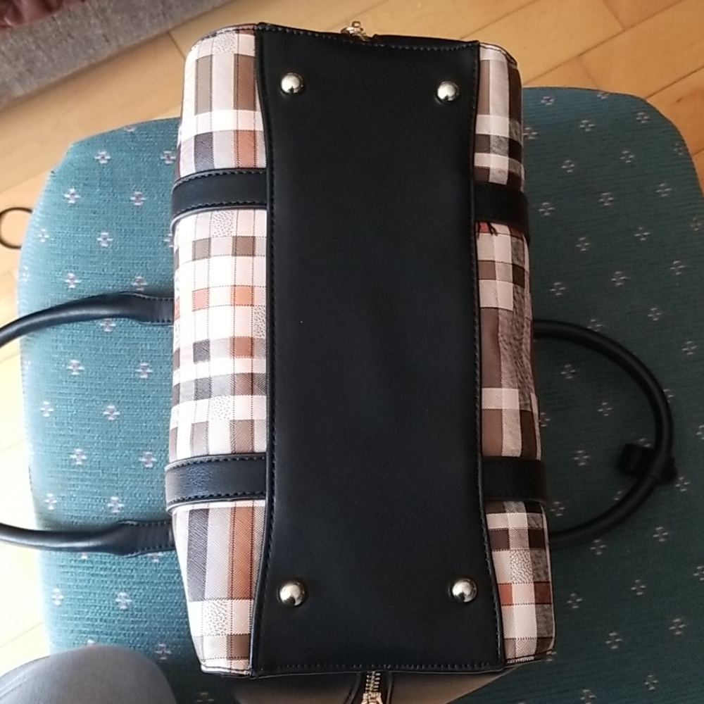 Purse - Picture 8 of 8
